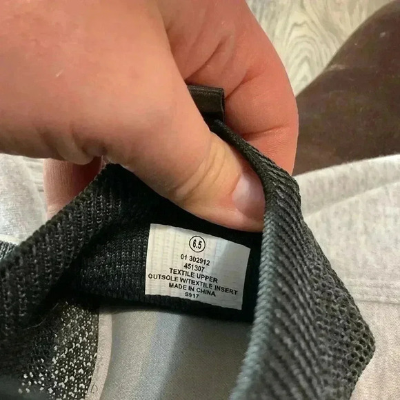 Tommy Bahama Flint Knit Jogger Slip On Sneakers size 6.5 - Picture 7 of 8